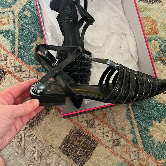 Vince Camuto Caleren caged leather shoes Black 8M GUC - Picture 2 of 8